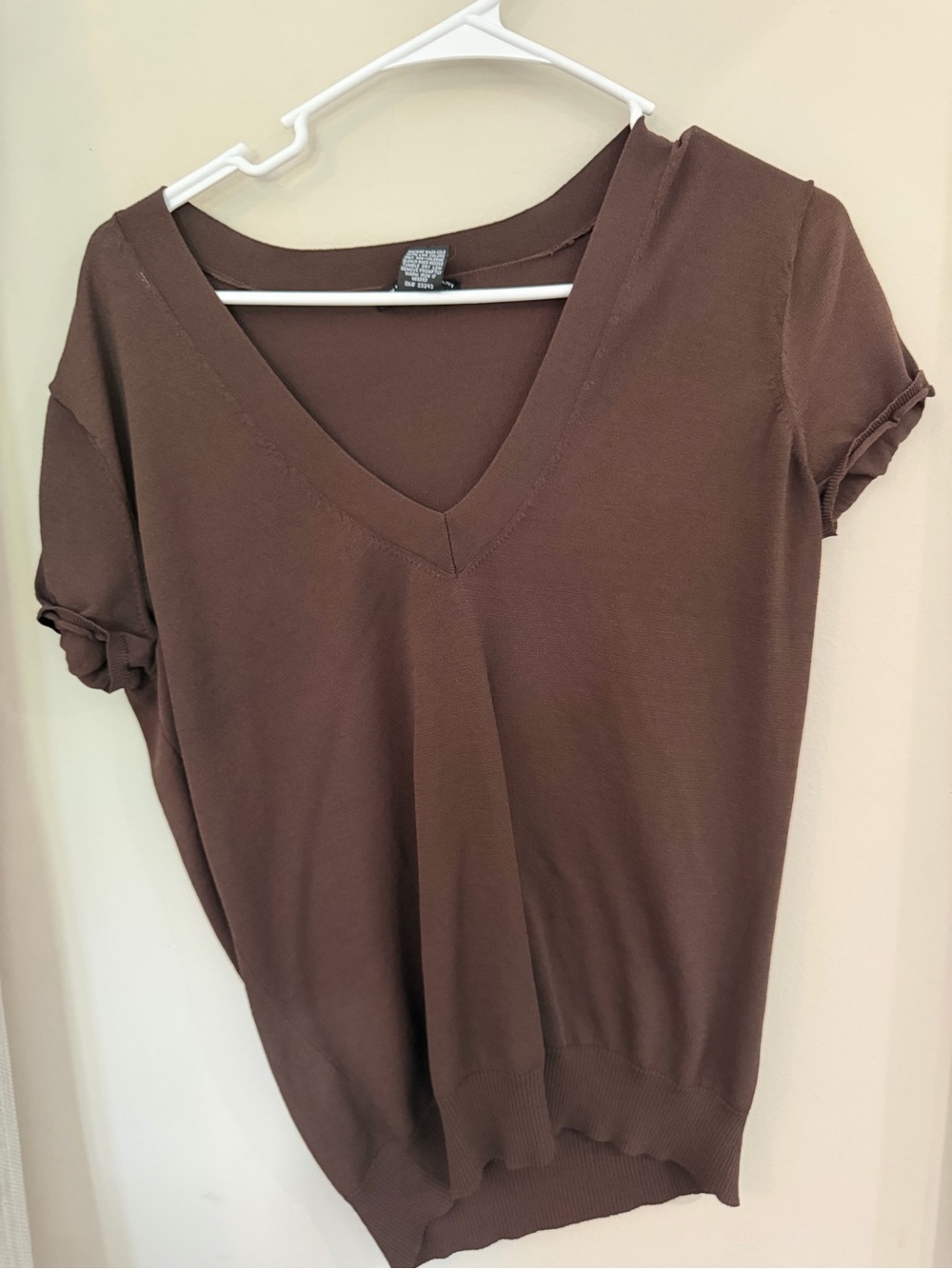 New York & Company Brown V-Neck Short Sleeve Tee
